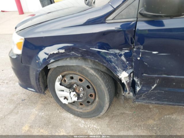 2C4RDGBG2FR615100 Dodge Grand Caravan Se