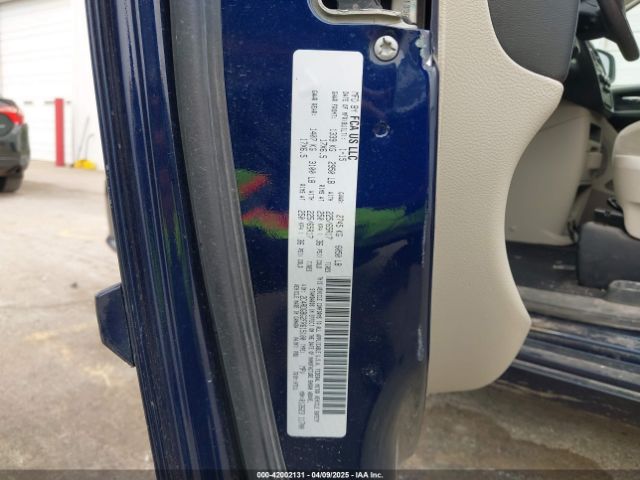 2C4RDGBG2FR615100 Dodge Grand Caravan Se