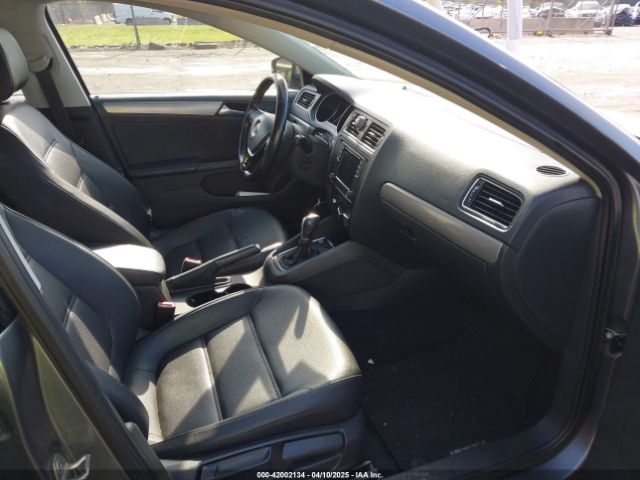 3VWDB7AJ2HM279565 Volkswagen Jetta 1.4t Se