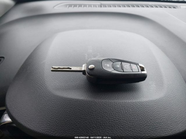 KL7CJKSB6LB092841 Chevrolet Trax Fwd Ls