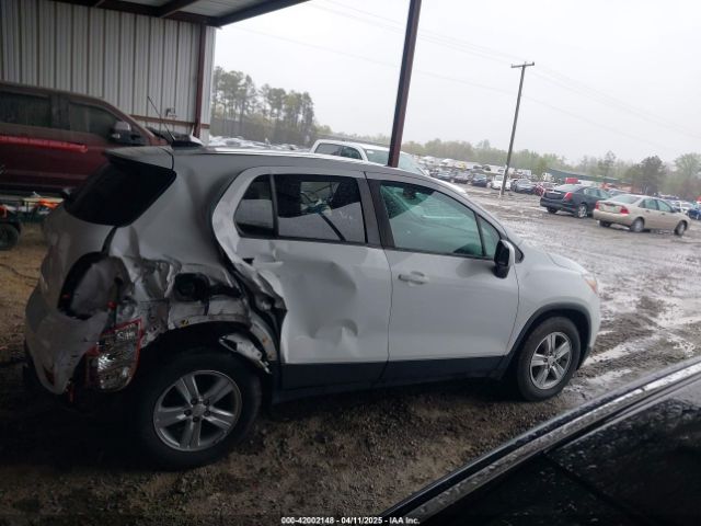 KL7CJKSB6LB092841 Chevrolet Trax Fwd Ls