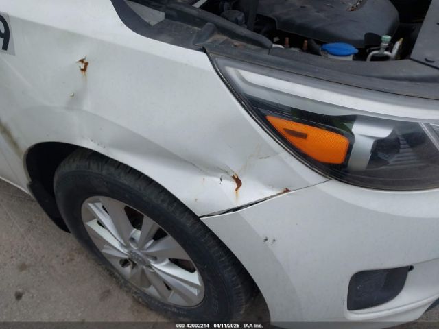 KNDMA5C12F6031286 KIA Sedona L