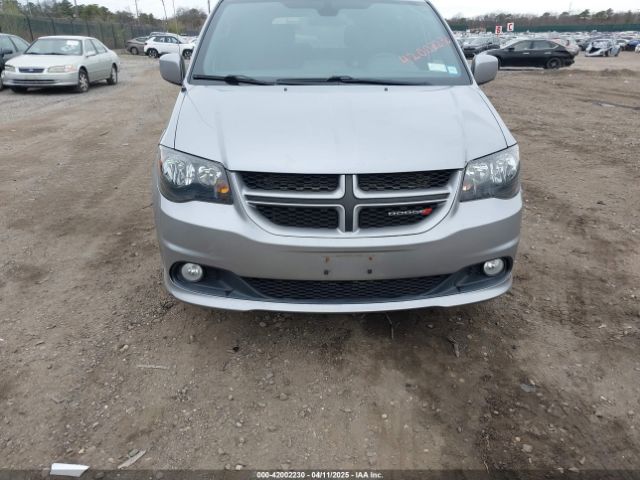 2C4RDGEG0KR640664 Dodge Grand Caravan Gt