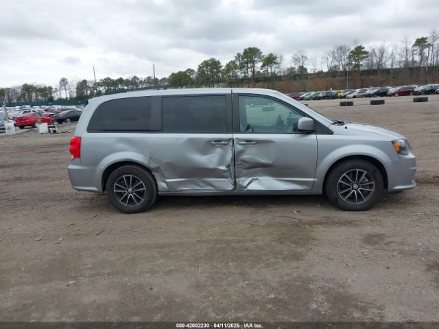 2C4RDGEG0KR640664 Dodge Grand Caravan Gt