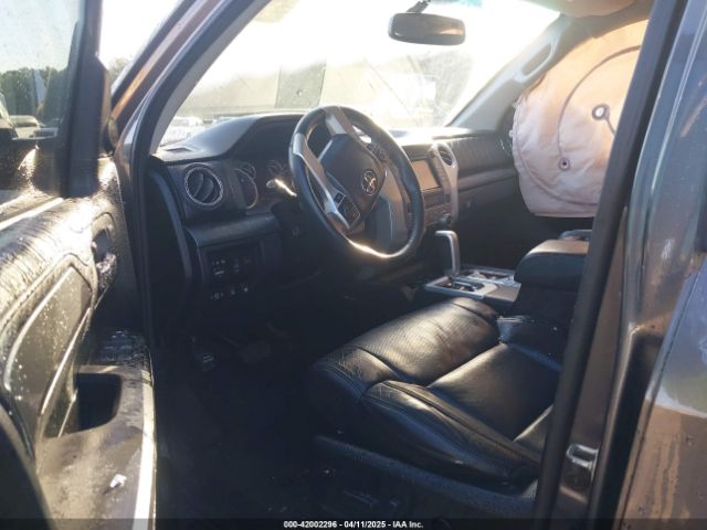 5TFGW5F18HX215042 Toyota Tundra Platinum 5.7l V8