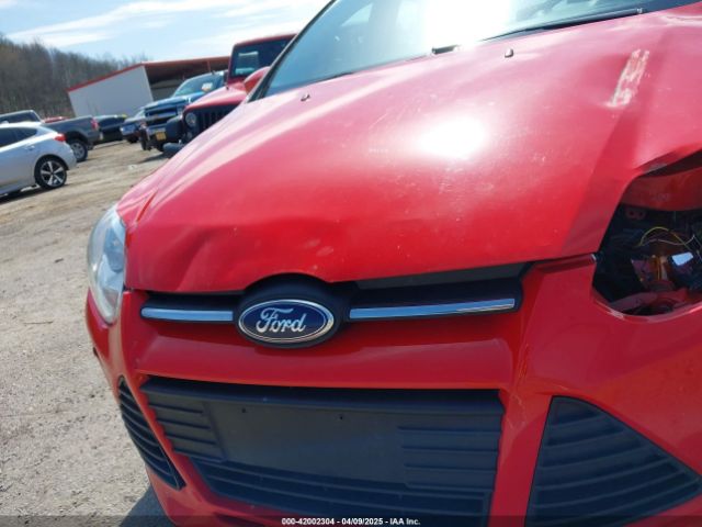 1FADP3F21EL346920 Ford FOCUS SE