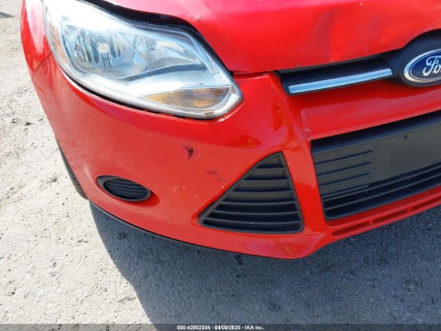 1FADP3F21EL346920 Ford FOCUS SE