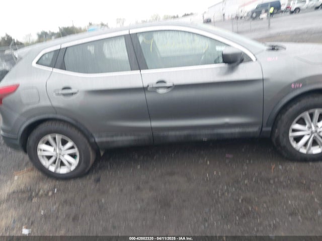 JN1BJ1CP9HW030968 Nissan Rogue Sport S