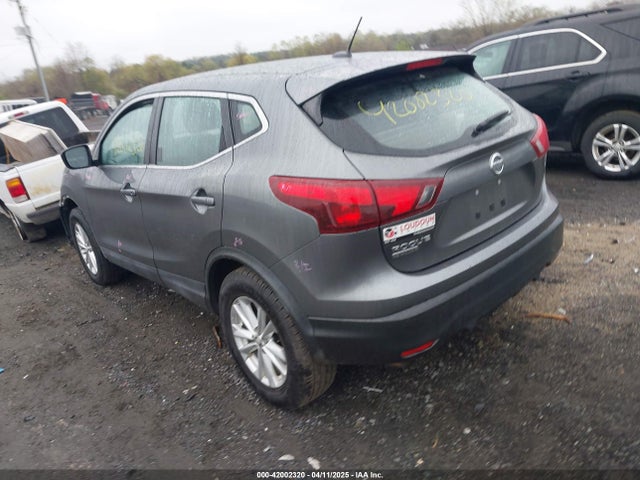 JN1BJ1CP9HW030968 Nissan Rogue Sport S
