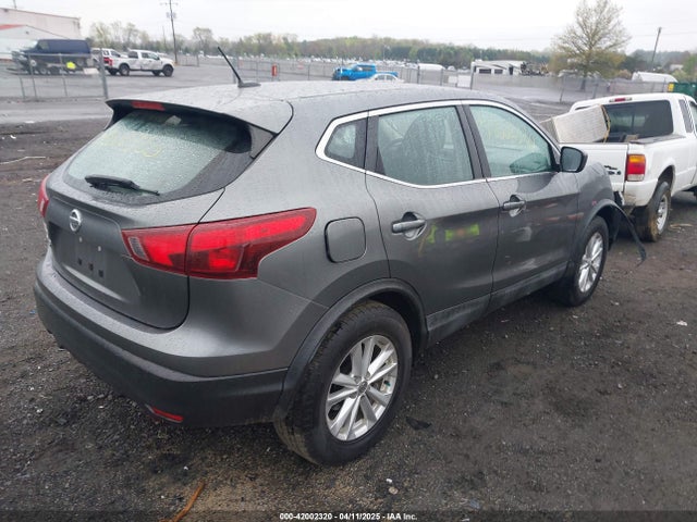 JN1BJ1CP9HW030968 Nissan Rogue Sport S