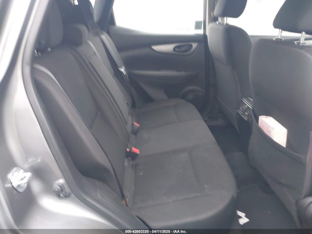 JN1BJ1CP9HW030968 Nissan Rogue Sport S