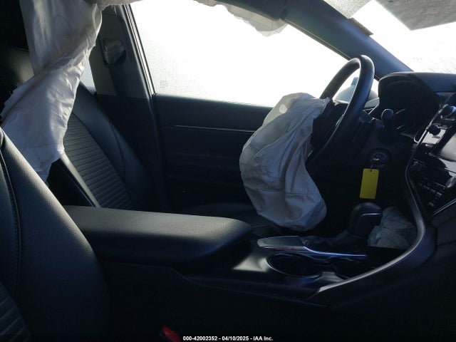 4T1B11HK3KU788913 Toyota CAMRY SE