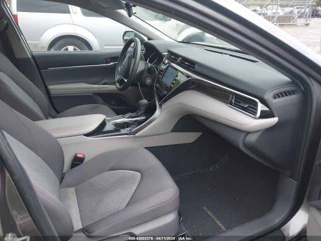 4T1B11HK1JU561136 Toyota CAMRY LE