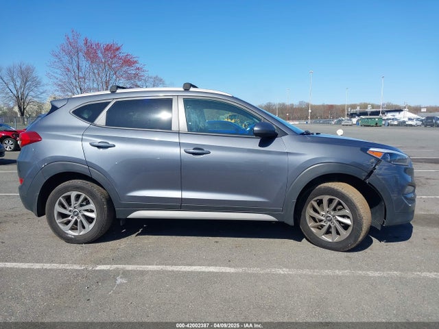 KM8J33A49JU756480 Hyundai TUCSON SEL