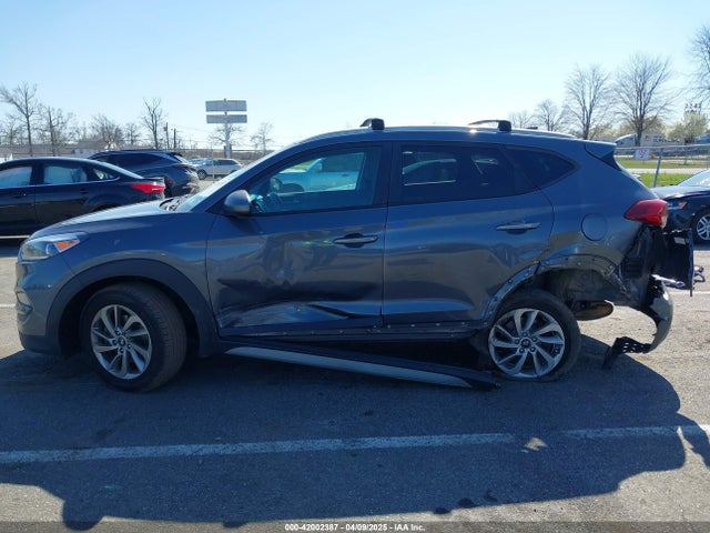 KM8J33A49JU756480 Hyundai TUCSON SEL