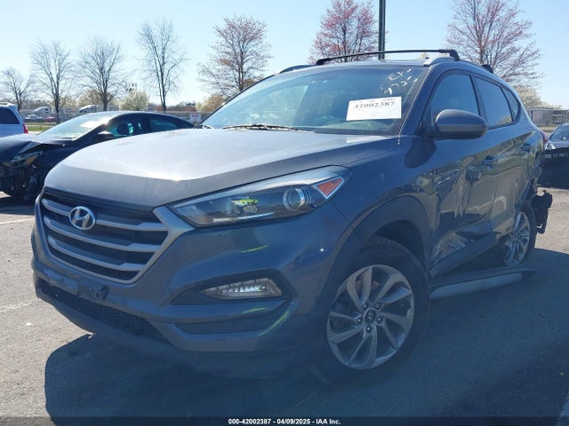 KM8J33A49JU756480 Hyundai TUCSON SEL