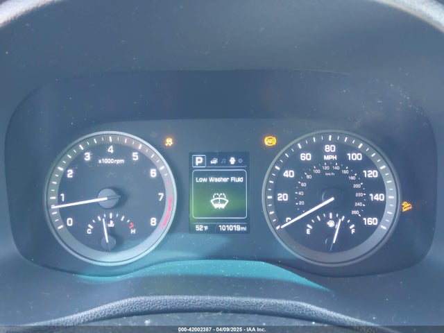 KM8J33A49JU756480 Hyundai TUCSON SEL