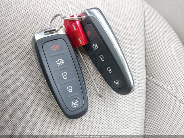 1FMCU0GD1KUA30027 Ford ESCAPE SE
