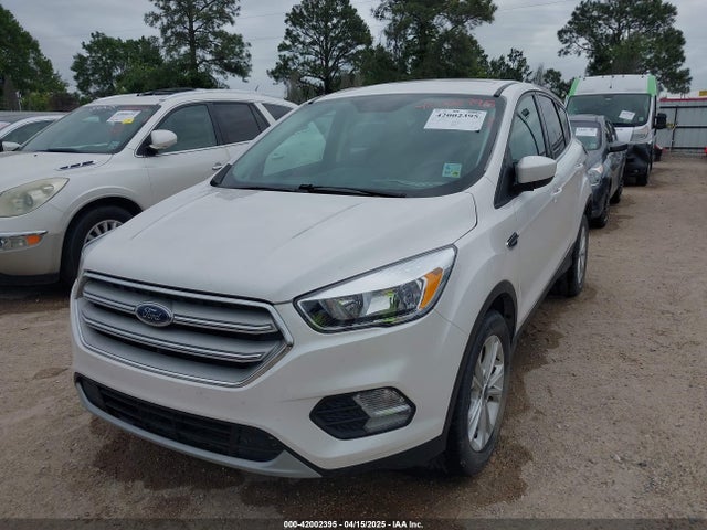 1FMCU0GD1KUA30027 Ford ESCAPE SE