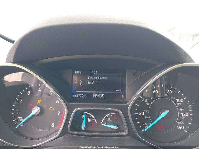 1FMCU0GD1KUA30027 Ford ESCAPE SE