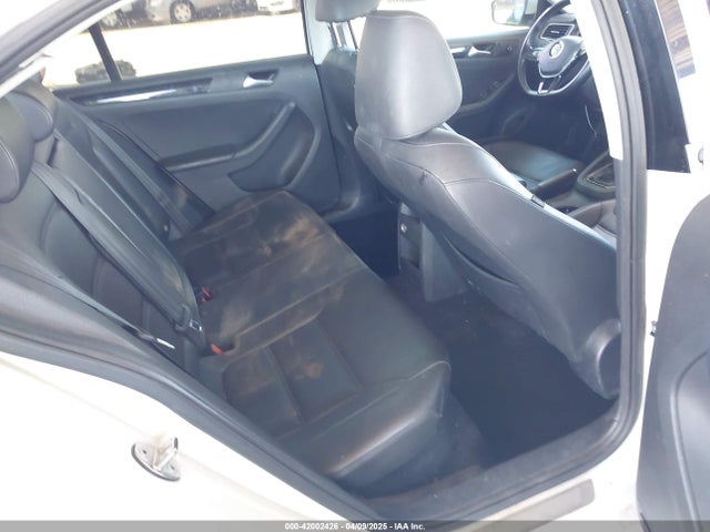 3VWL17AJ3HM406760 Volkswagen Jetta 1.8t Sel/1.8t Sel Premium