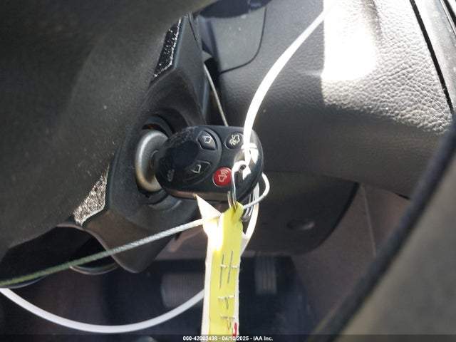 1FADP3K21FL318008 Ford FOCUS SE
