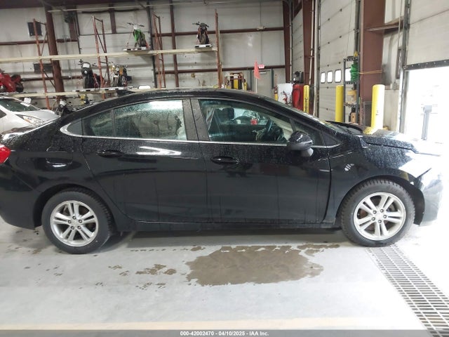 1G1BE5SM3H7147173 Chevrolet Cruze Lt Auto