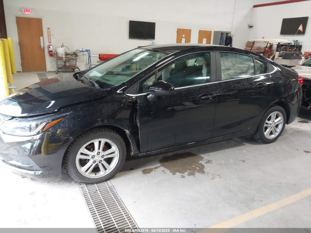1G1BE5SM3H7147173 Chevrolet Cruze Lt Auto