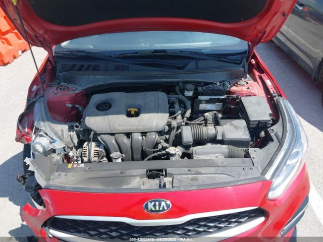 3KPF24AD8ME324601 KIA Forte Lxs