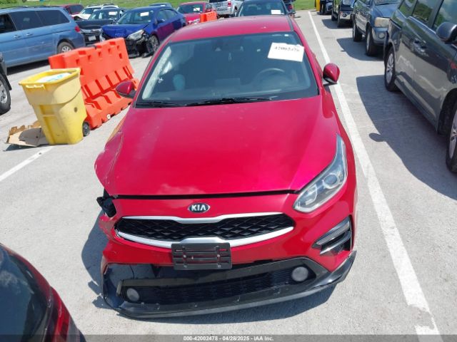 3KPF24AD8ME324601 KIA Forte Lxs