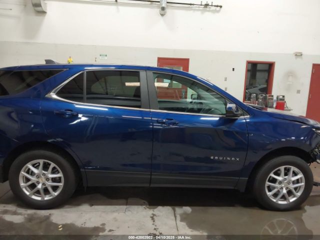 3GNAXUEV0NL223572 Chevrolet Equinox Awd Lt