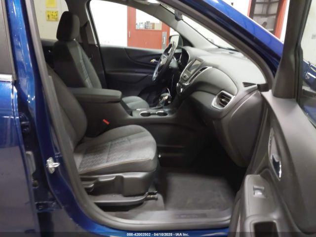 3GNAXUEV0NL223572 Chevrolet Equinox Awd Lt