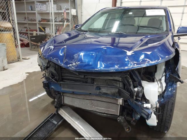 3GNAXUEV0NL223572 Chevrolet Equinox Awd Lt