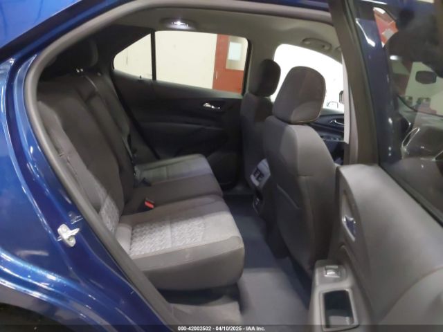 3GNAXUEV0NL223572 Chevrolet Equinox Awd Lt
