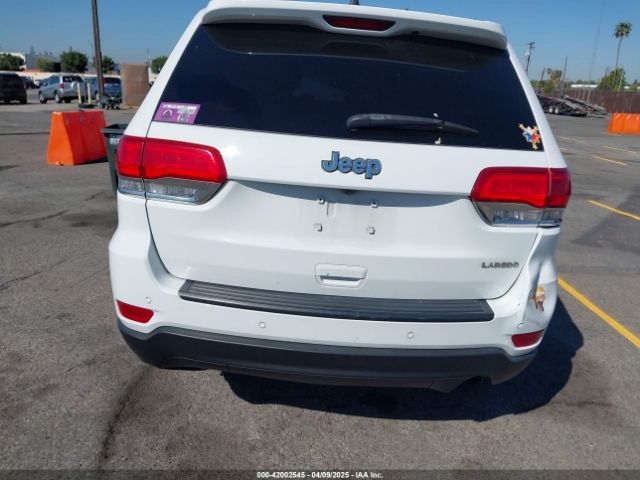 1C4RJEAGXJC260645 Jeep Grand Cherokee Laredo E 4x2