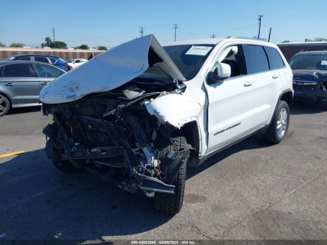 1C4RJEAGXJC260645 Jeep Grand Cherokee Laredo E 4x2