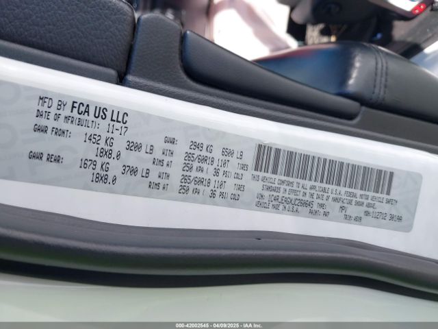 1C4RJEAGXJC260645 Jeep Grand Cherokee Laredo E 4x2