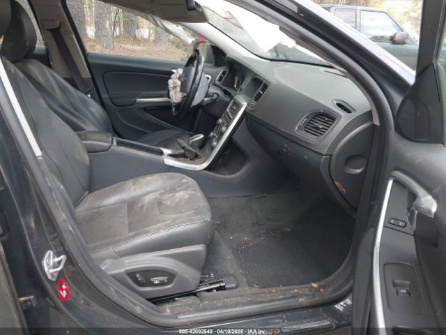 YV1612TB2F1307263 Volvo S60 T5 Premier