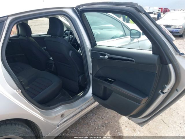 3FA6P0T90GR291714 Ford FUSION SE