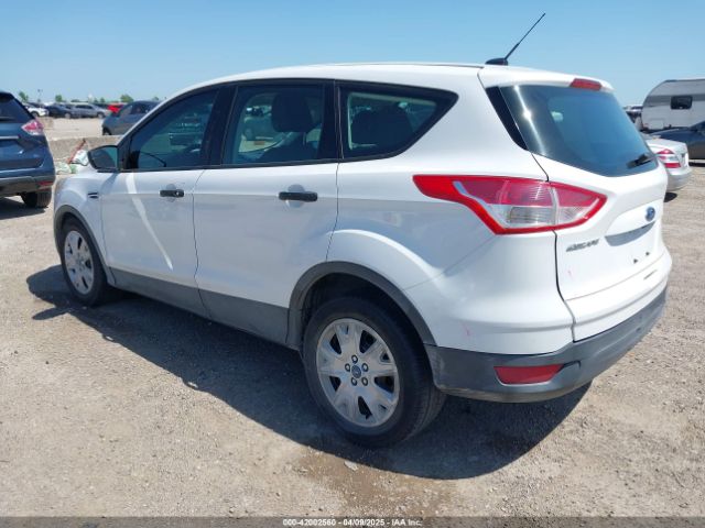 1FMCU0F77GUB31012 Ford ESCAPE S