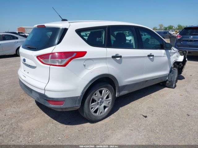 1FMCU0F77GUB31012 Ford ESCAPE S
