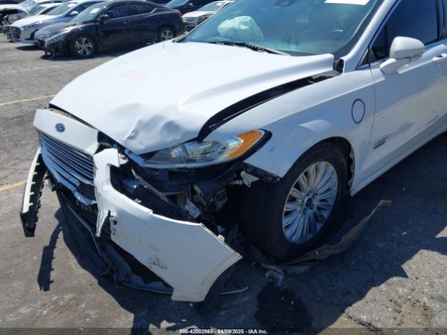 3FA6P0PU7GR206589 Ford Fusion Energi Se Luxury
