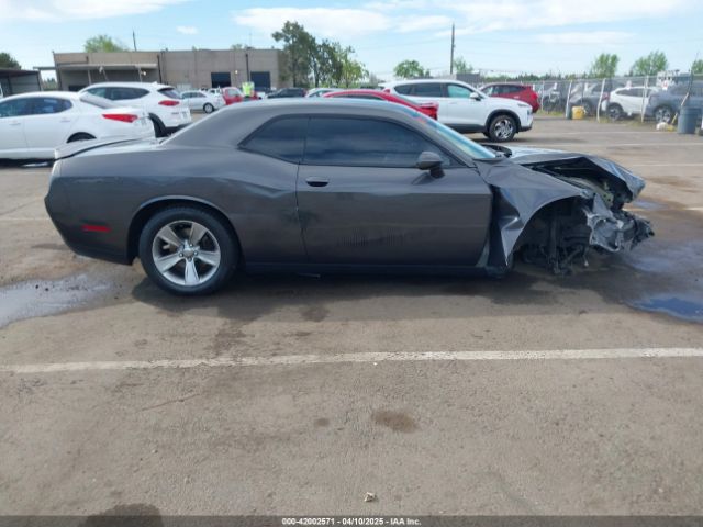 2C3CDZAG8KH666463 Dodge Challenger Sxt