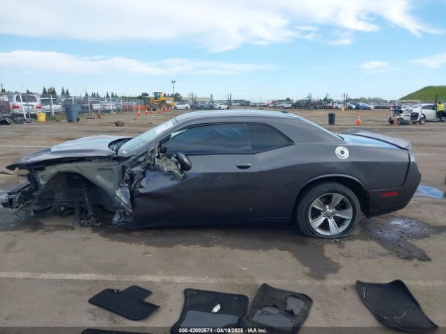 2C3CDZAG8KH666463 Dodge Challenger Sxt