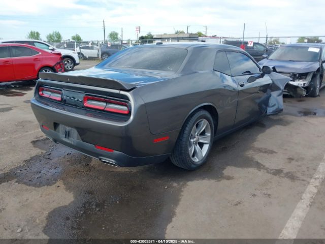2C3CDZAG8KH666463 Dodge Challenger Sxt