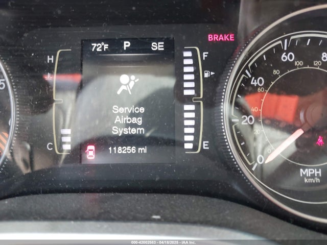 1C4PJMCB7EW185958 Jeep Cherokee Latitude
