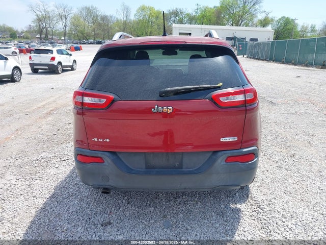 1C4PJMCB7EW185958 Jeep Cherokee Latitude