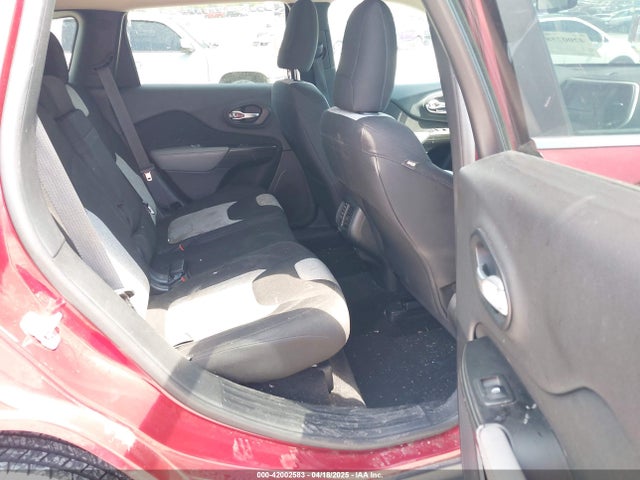 1C4PJMCB7EW185958 Jeep Cherokee Latitude