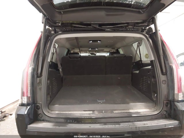1GYS4HKJ8GR278128 Cadillac Escalade Esv Luxury Collection