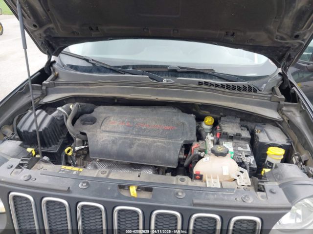 ZACCJABT9GPC50171 Jeep Renegade Latitude